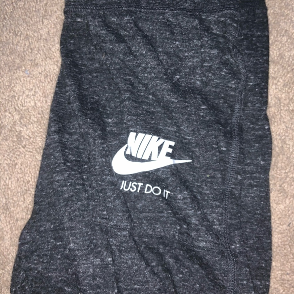 Nike light weight sweatpants